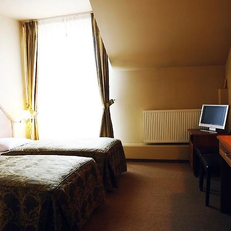 Namysłów Hotel Zorza מראה חיצוני תמונה
