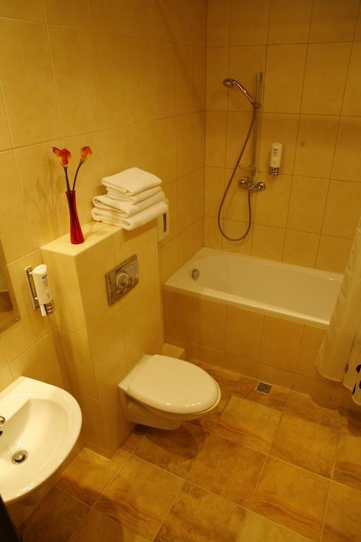 Namysłów Hotel Zorza חדר תמונה