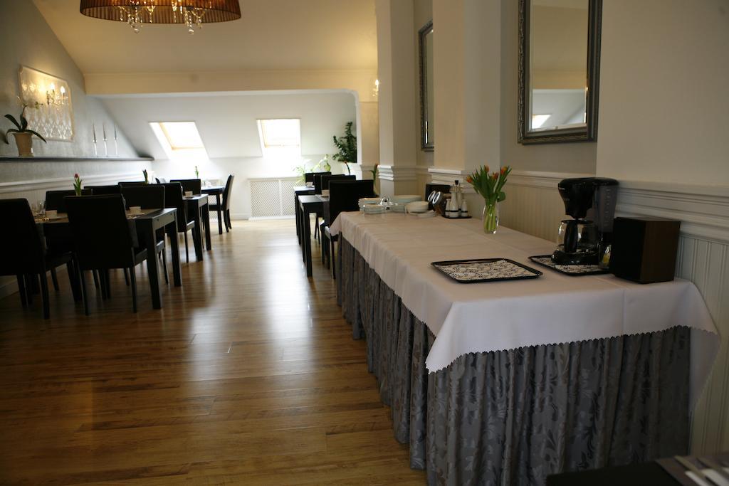 Namysłów Hotel Zorza מראה חיצוני תמונה