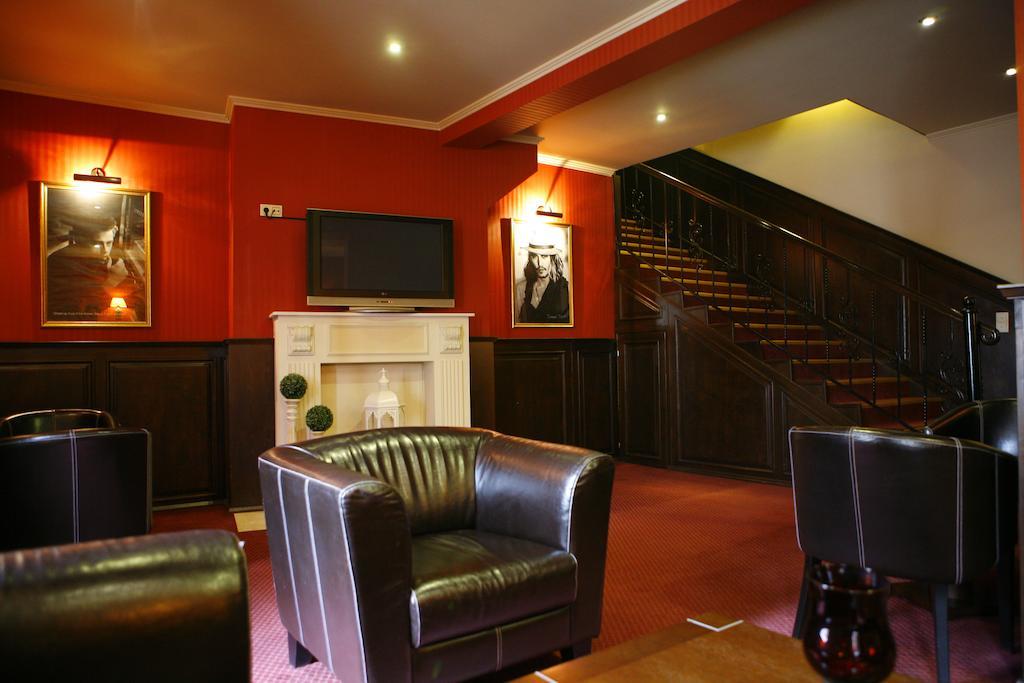 Namysłów Hotel Zorza מראה חיצוני תמונה